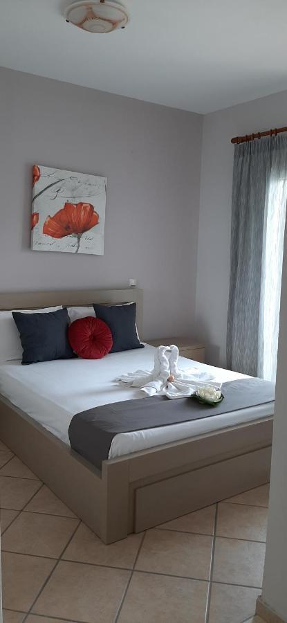 Blue Bay Apartments Sívota Esterno foto