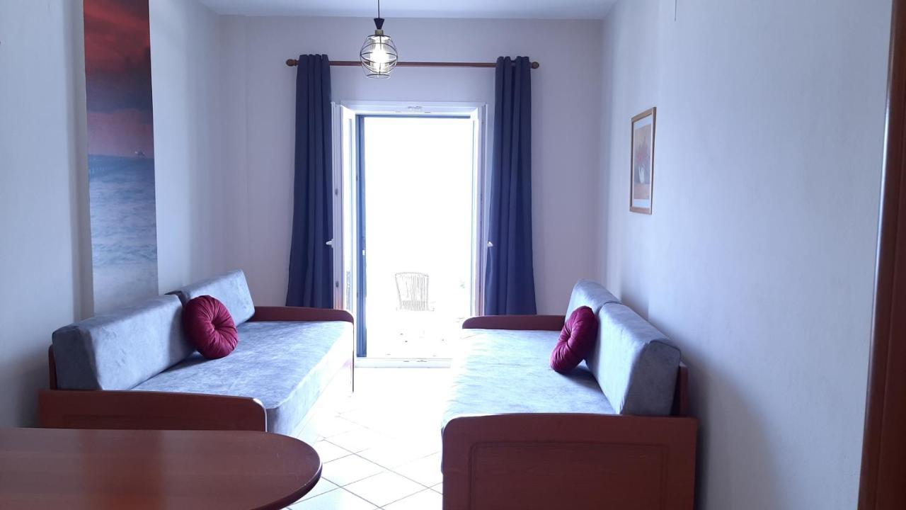 Blue Bay Apartments Sívota Esterno foto