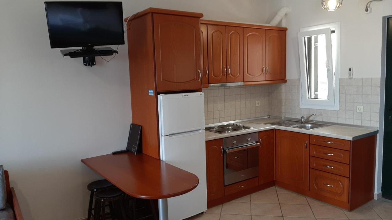 Blue Bay Apartments Sívota Esterno foto