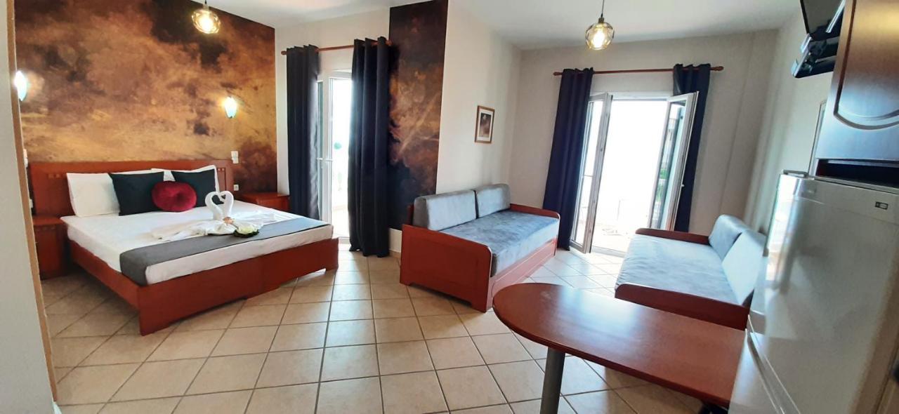 Blue Bay Apartments Sívota Esterno foto