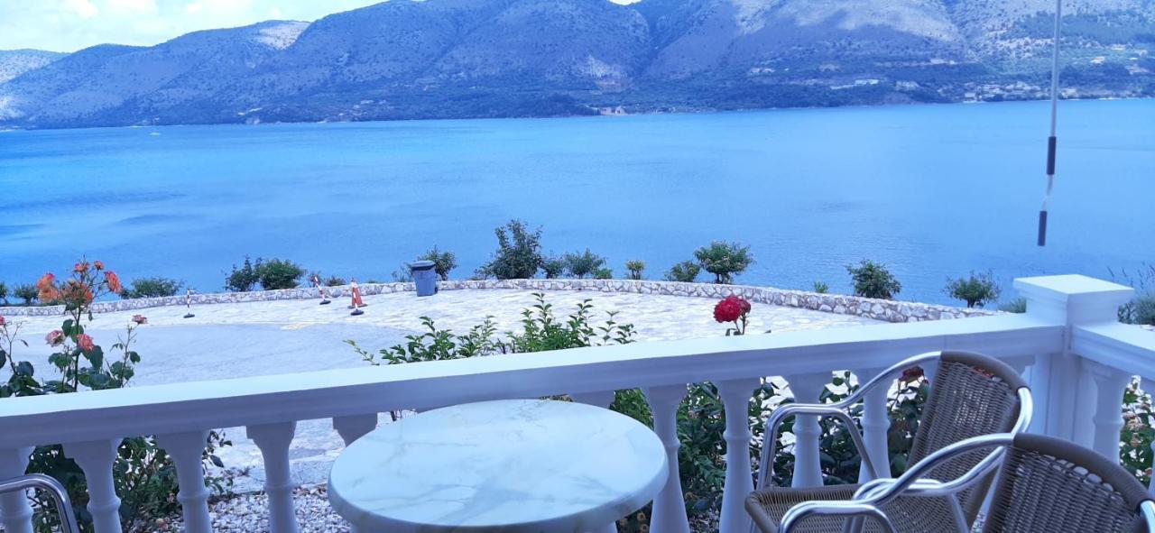 Blue Bay Apartments Sívota Esterno foto