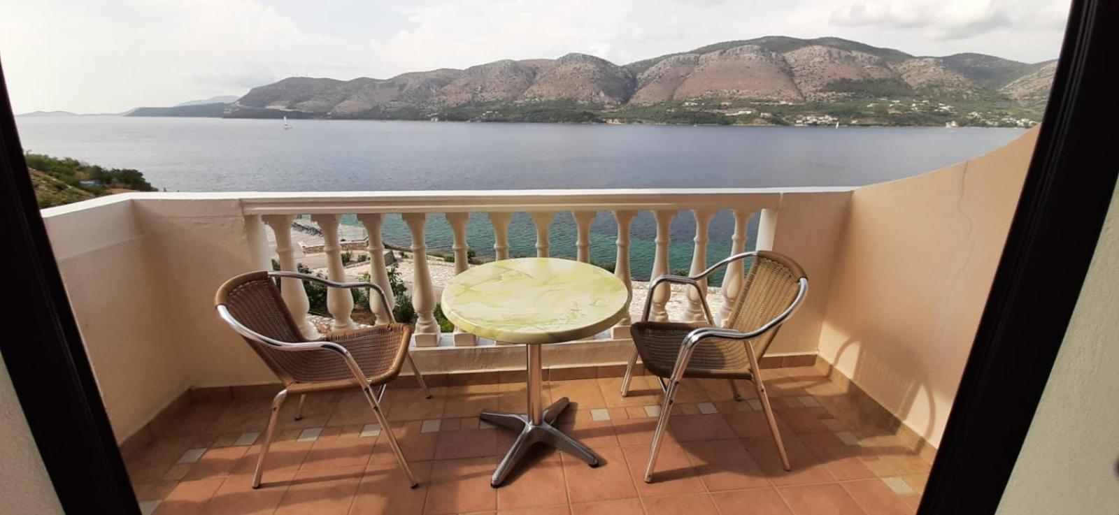 Blue Bay Apartments Sívota Esterno foto
